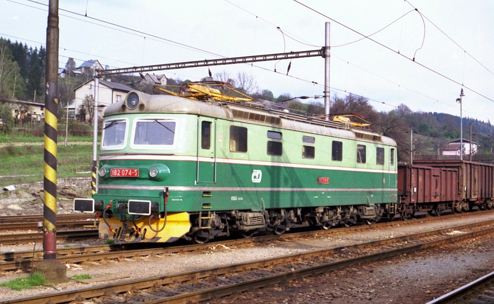 182 074-5