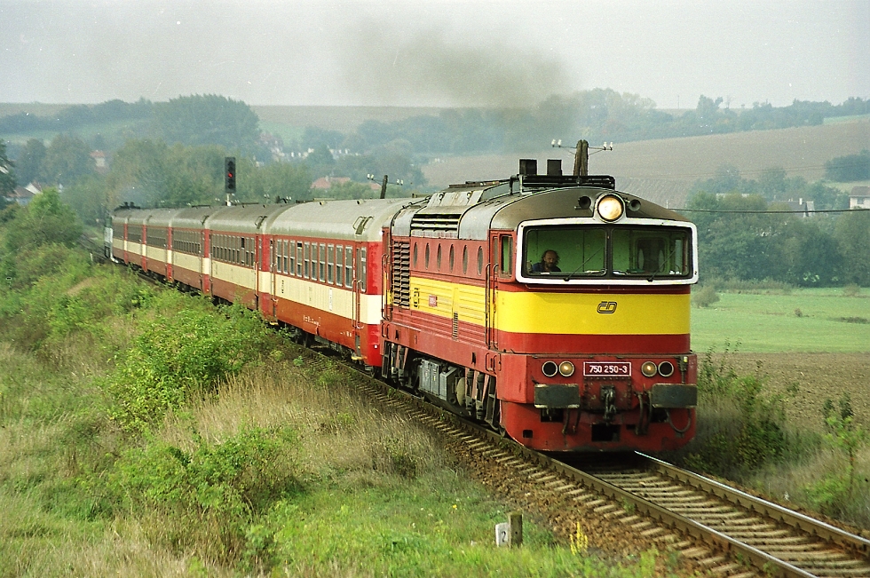 750 250-3