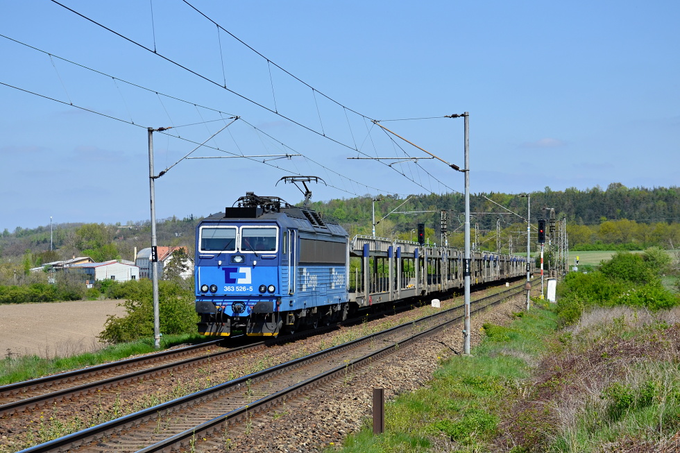 363 526-5