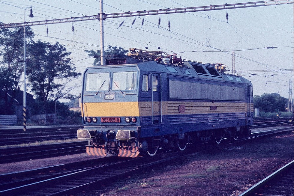 363 005-0