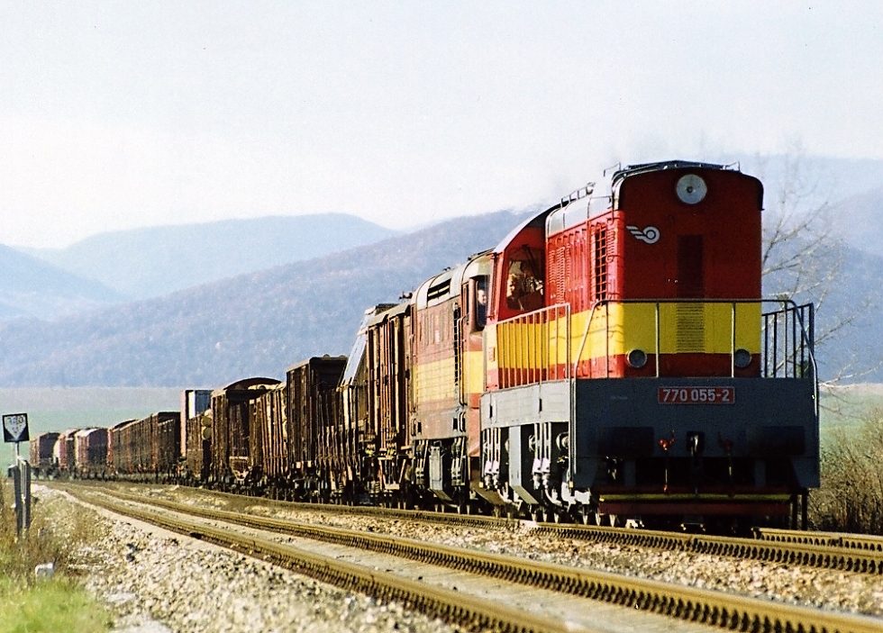 770 055-2