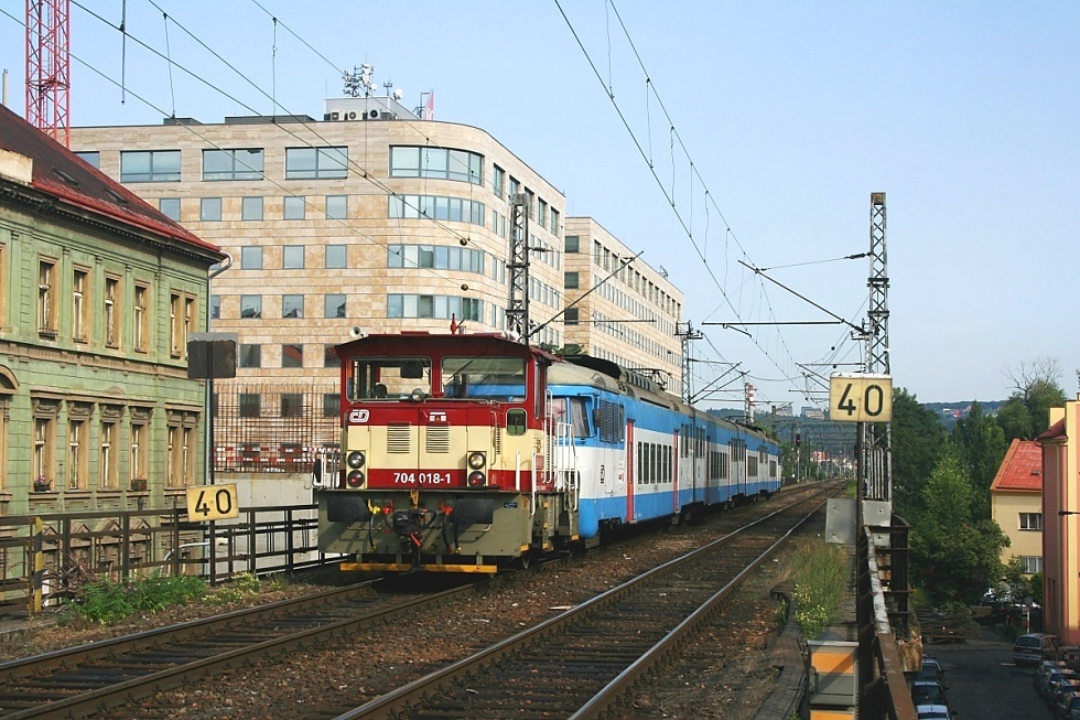 704 018-1