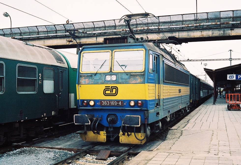 363 169-4