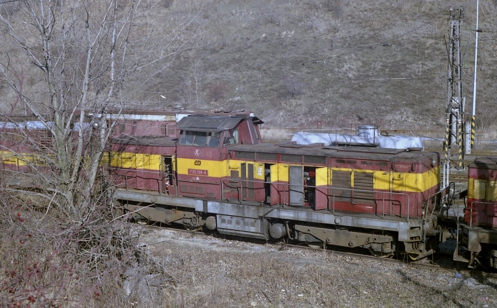 735 198-4