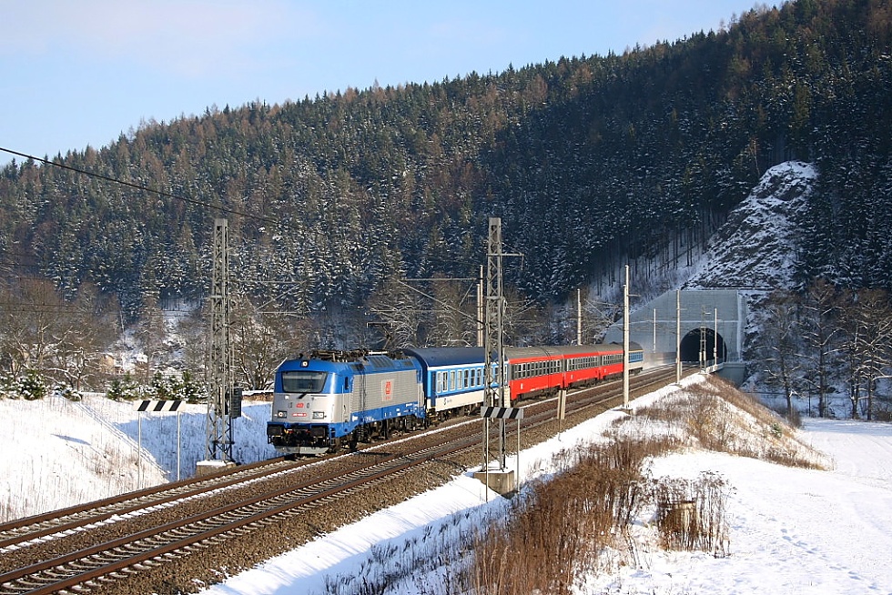 380 003-4
