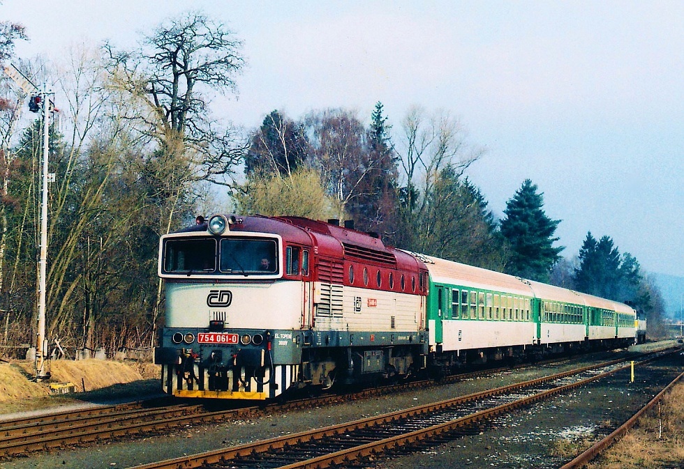 754 061-0