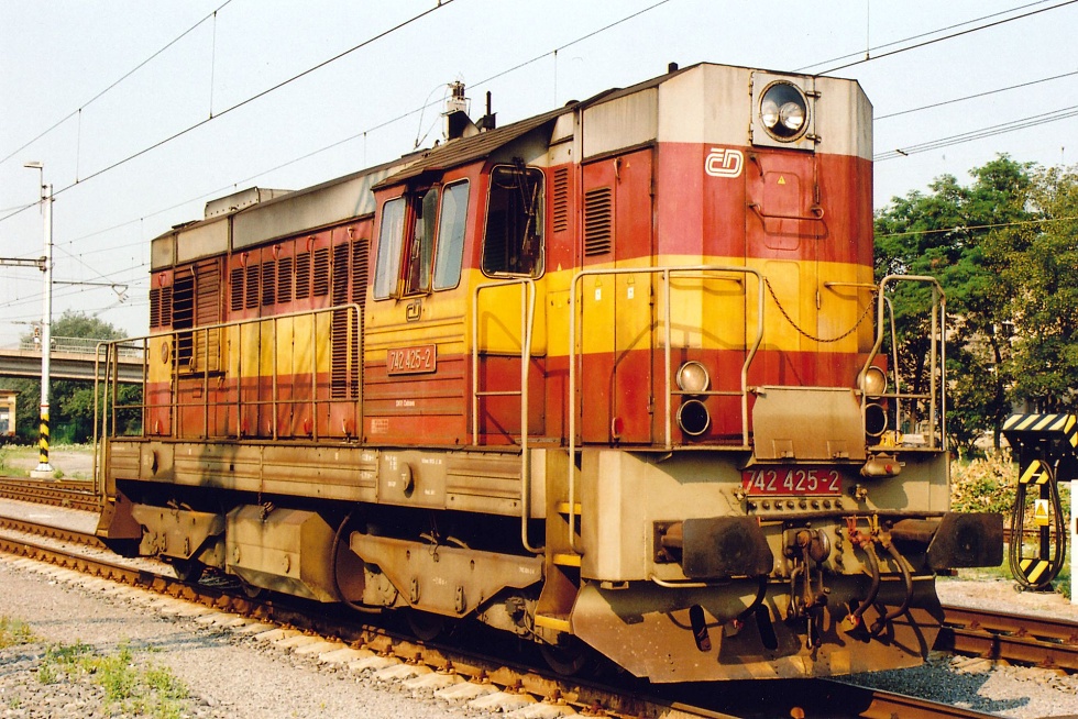 742 425-2