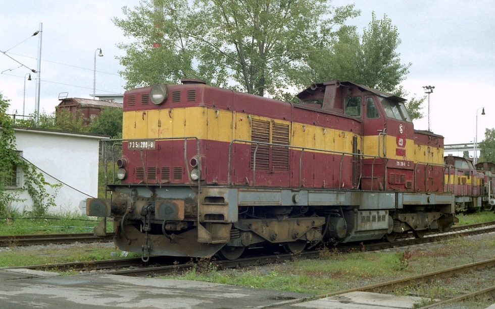 735 200-8