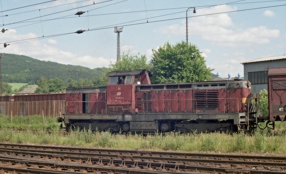 735 163-8