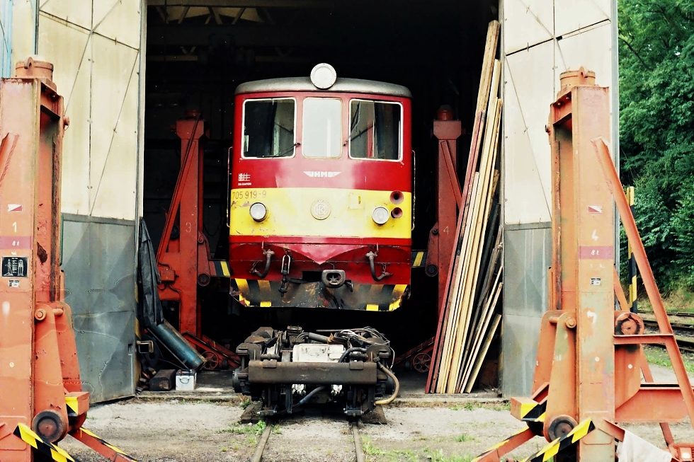 705 919-9