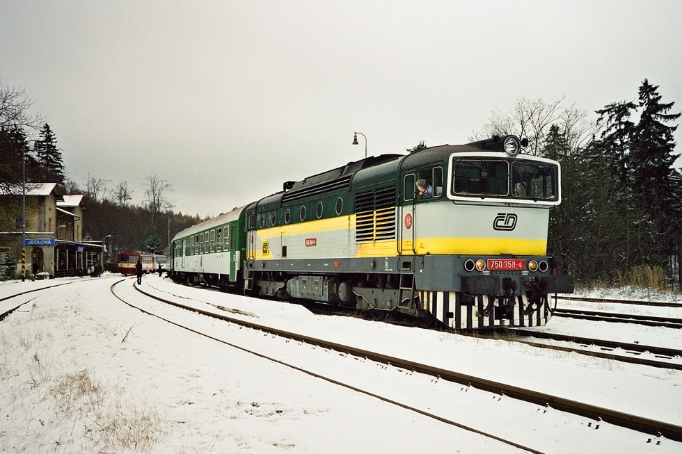750 358-4
