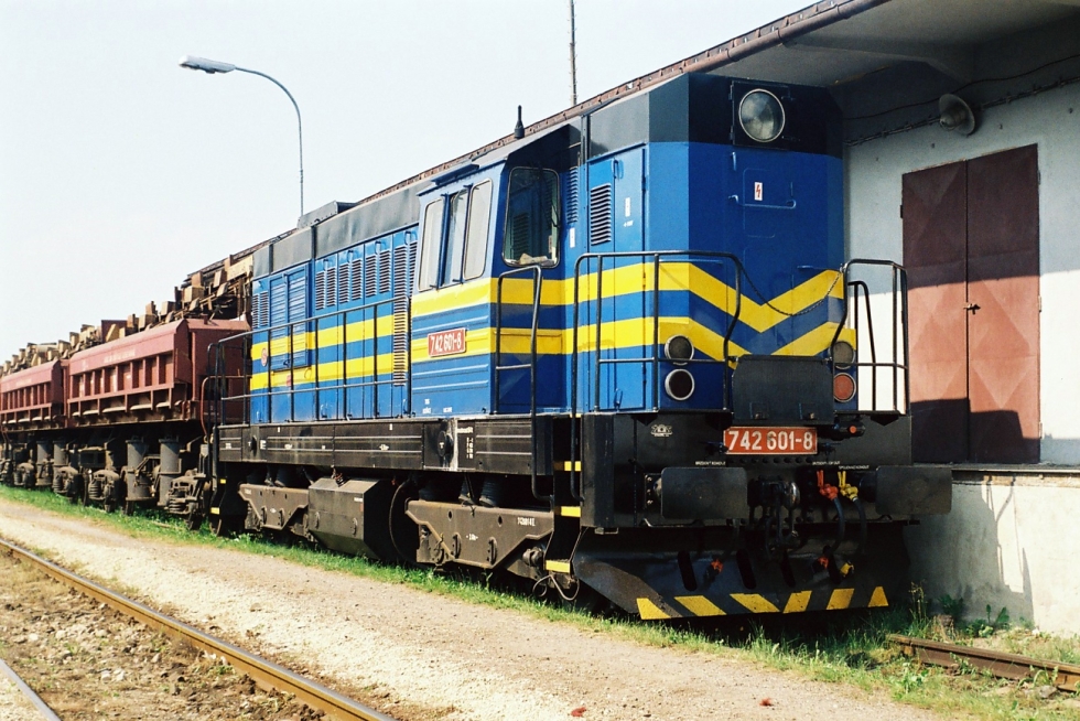742 601-8