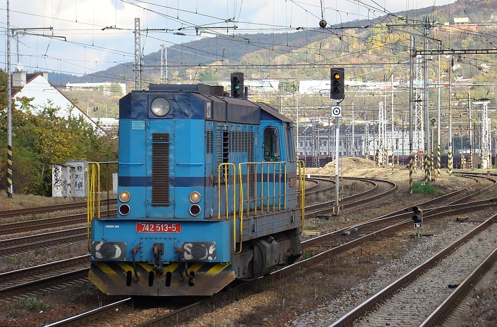 742 513-5