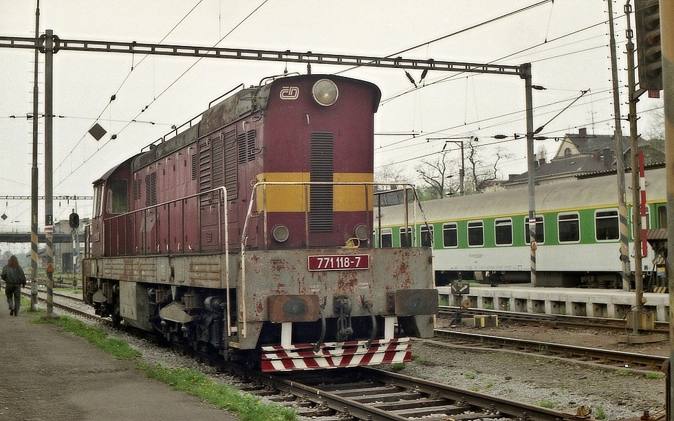 771 118-7