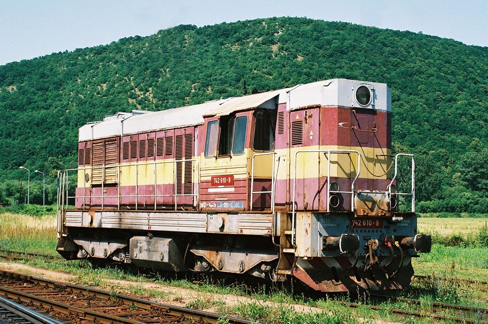 742 610-9