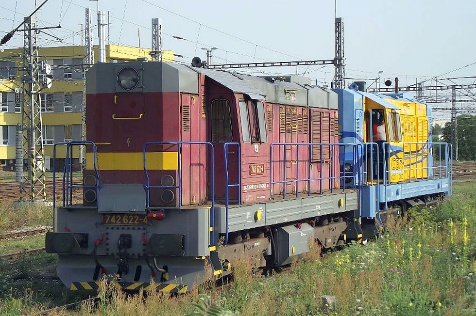 742 622-4