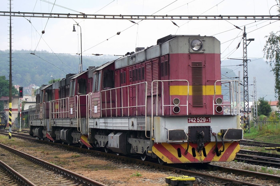 742 529-1