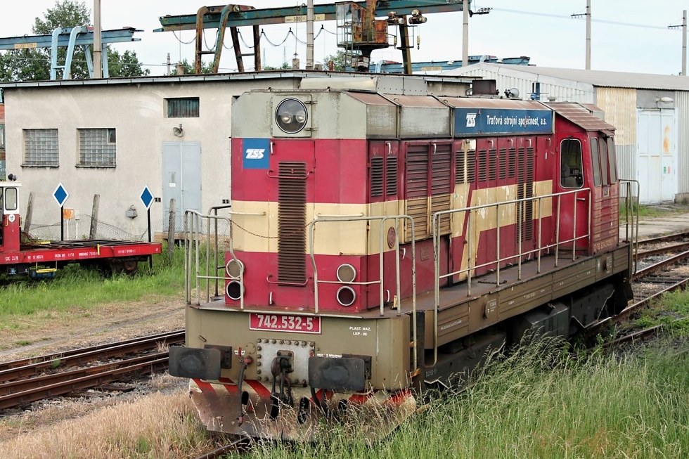 742 532-5