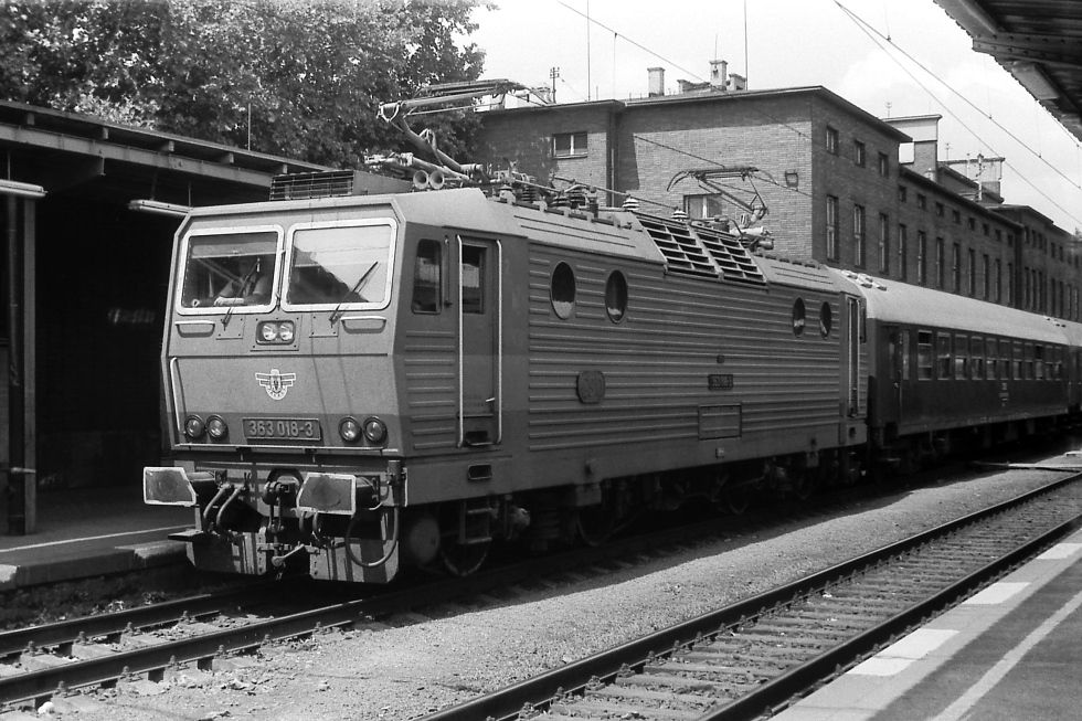 363 018-3