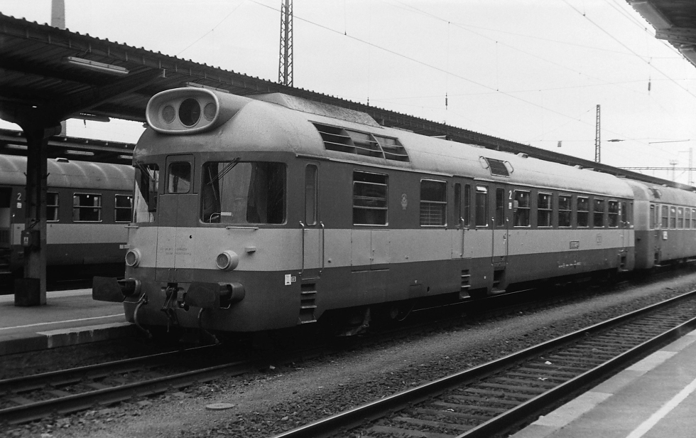 850 032-4