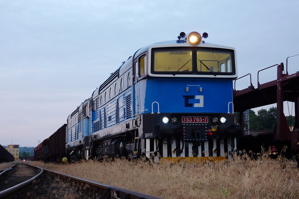 753 765-7