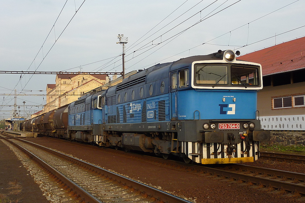 753 764-0