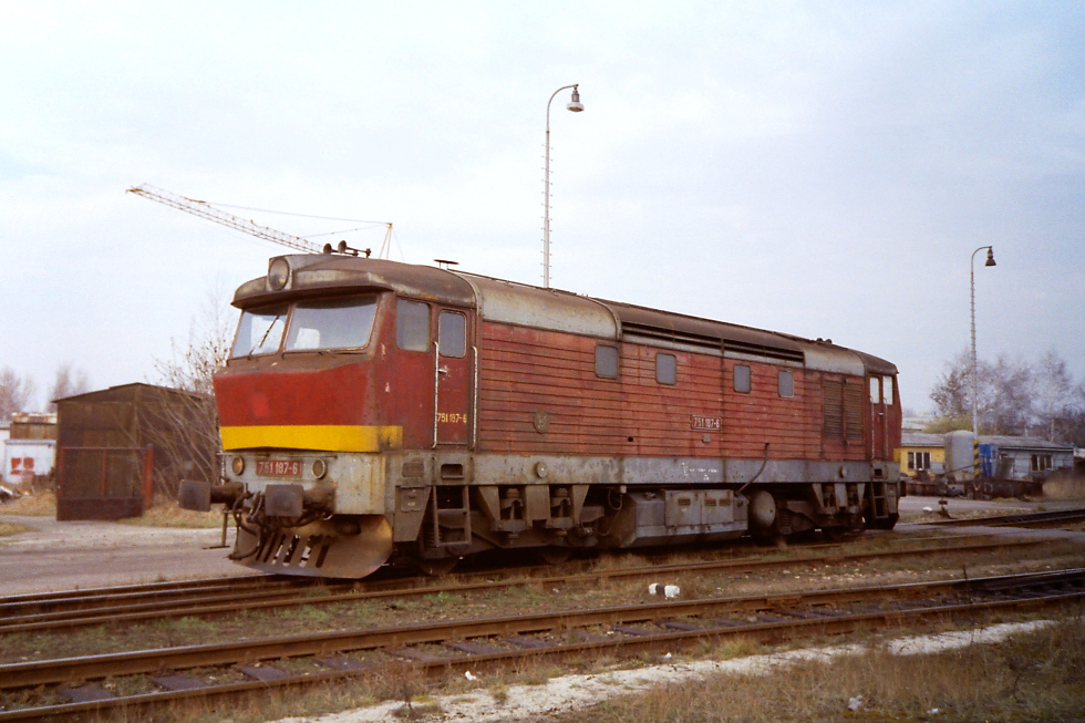 751 187-6