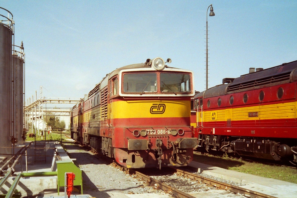753 086-8