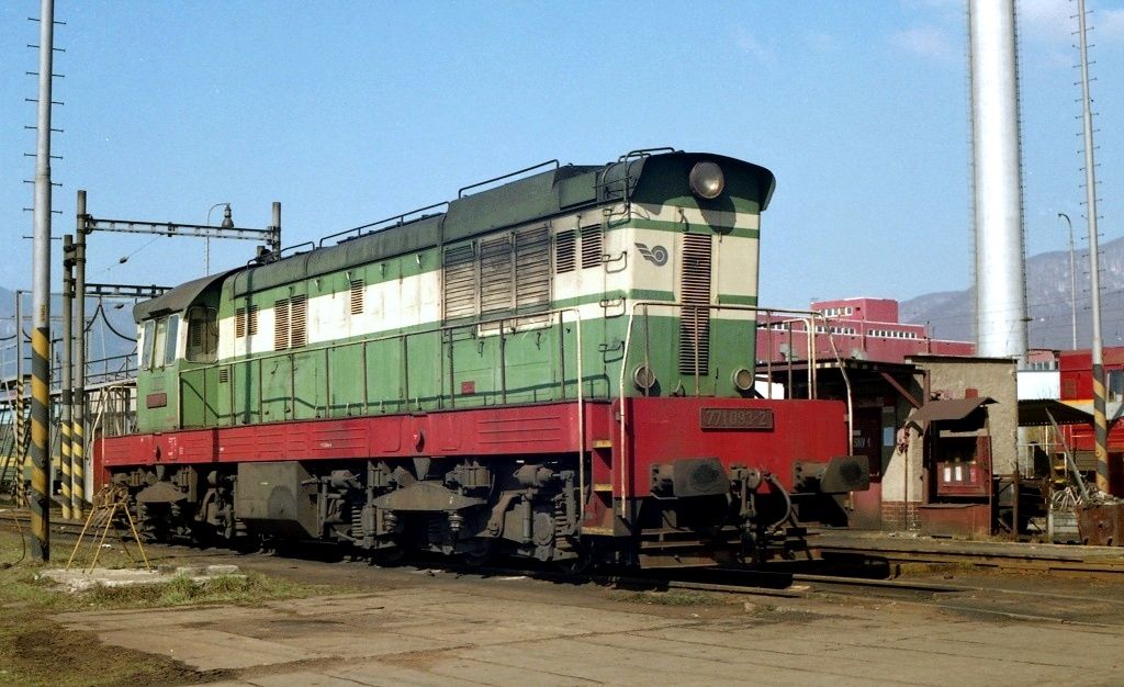 771 093-2