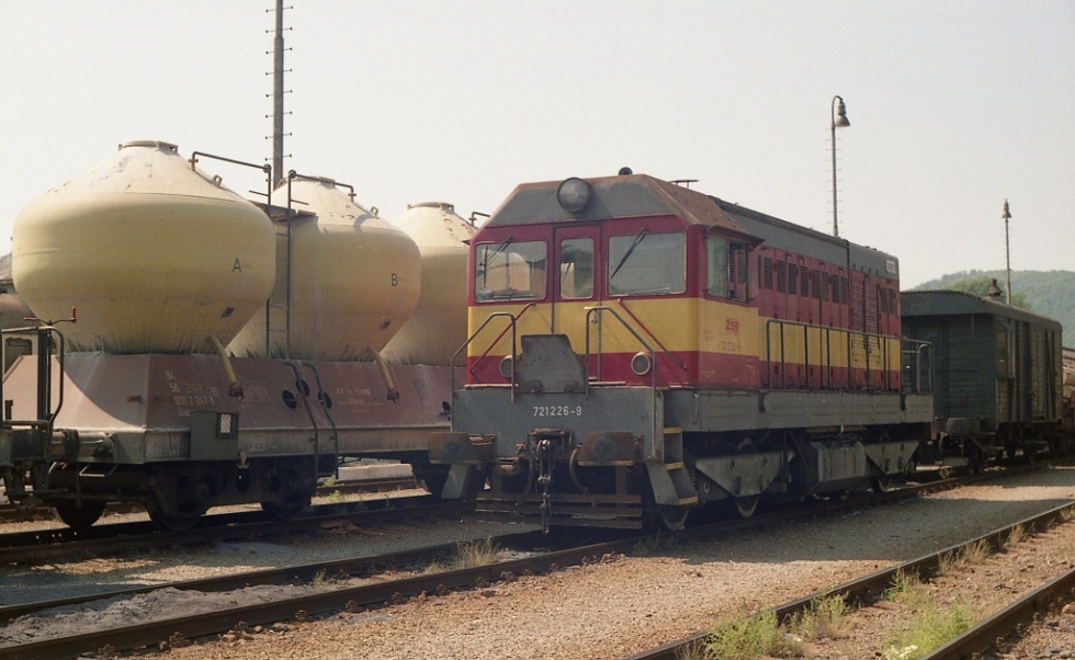 721 226-9
