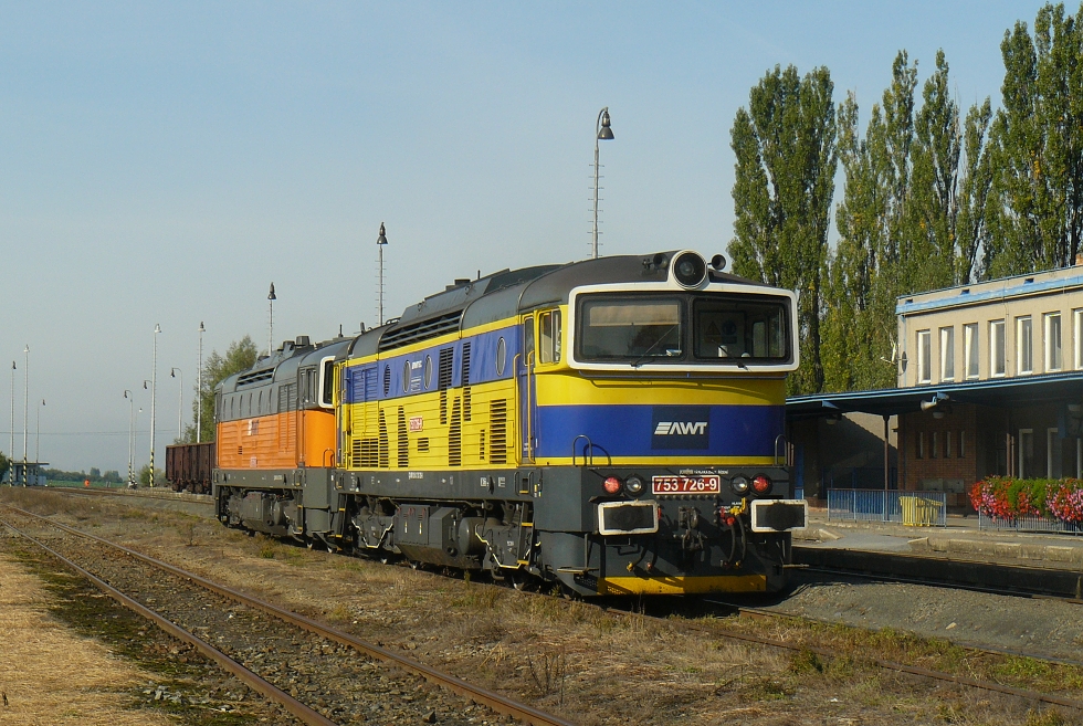 753 726-9