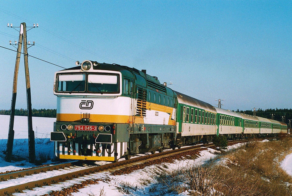 754 045-3