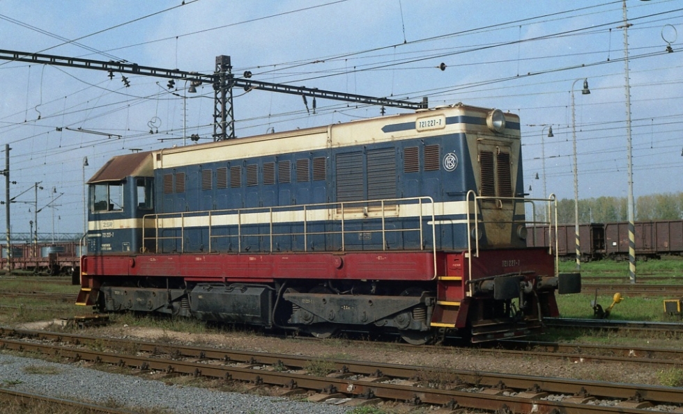 721 227-7
