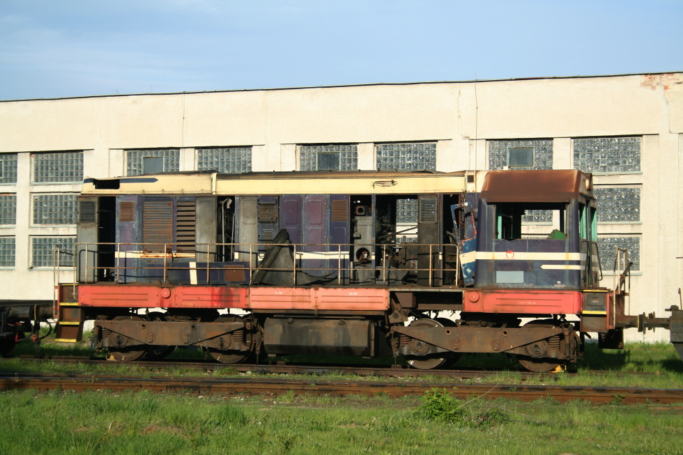 721 072-7
