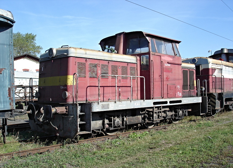 710 015-9
