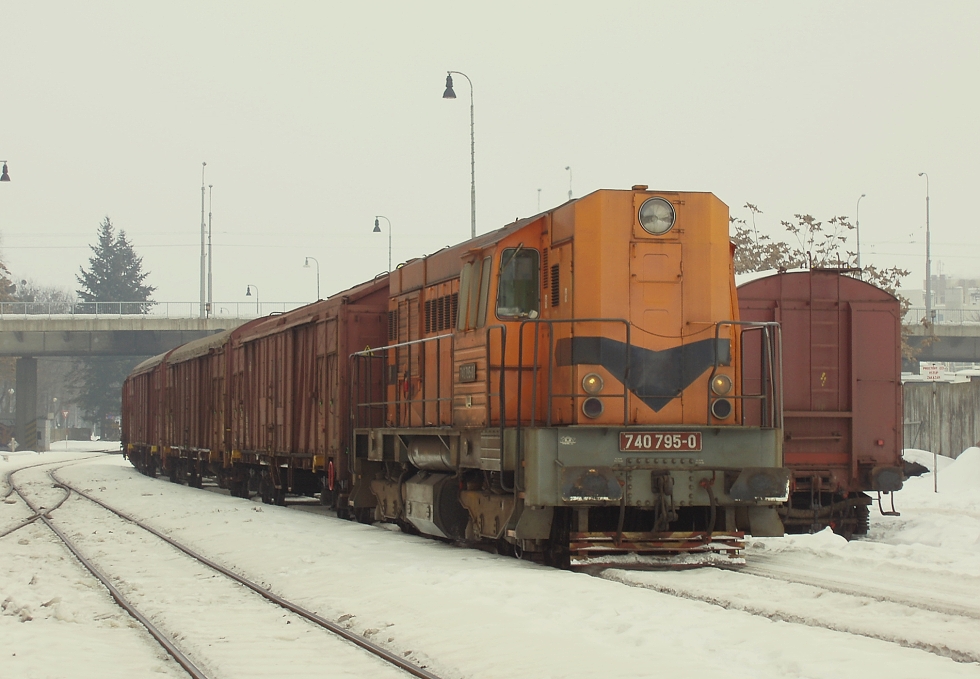 740 795-0