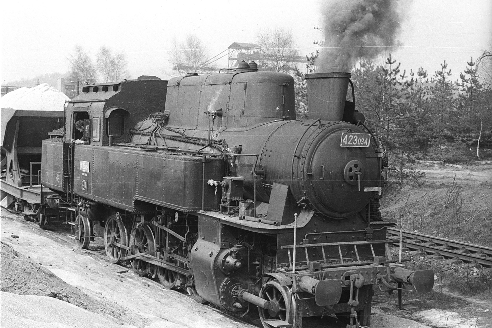 423.094