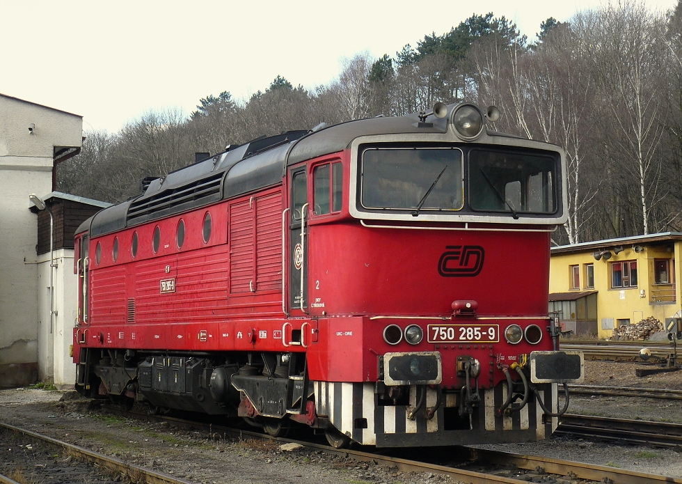 750 285-9