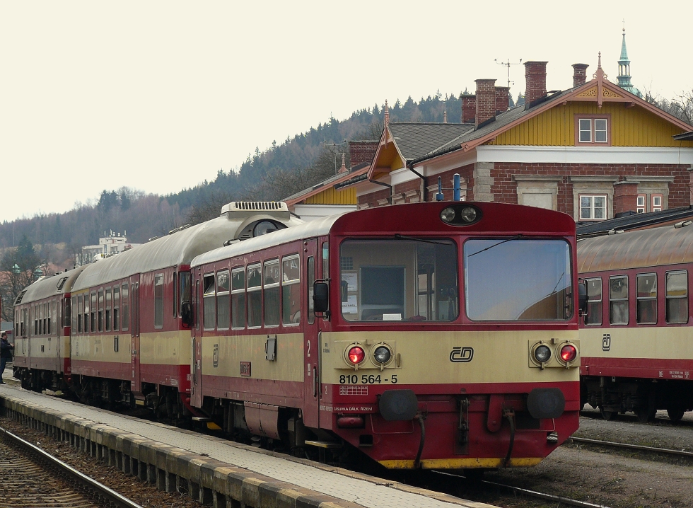 810 564-5
