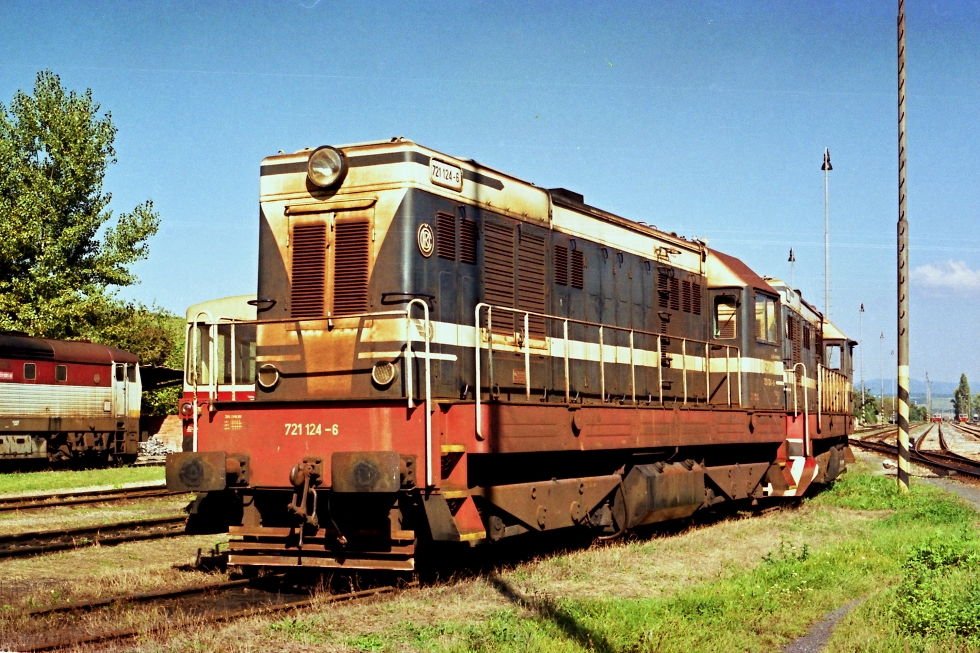 721 124-6