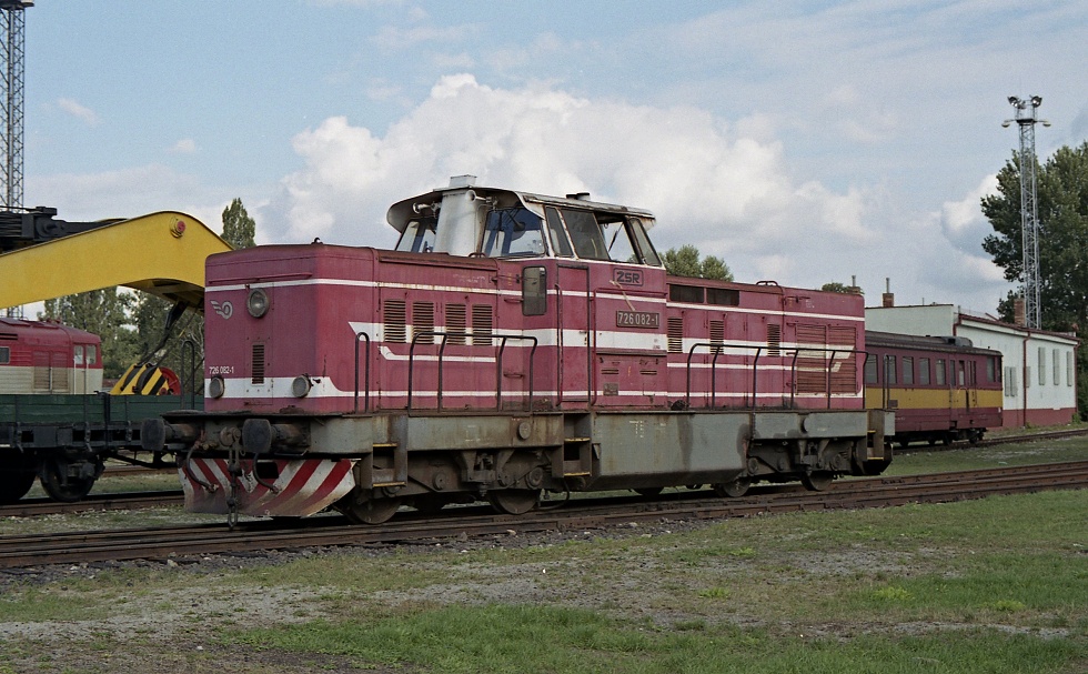 726 082-1