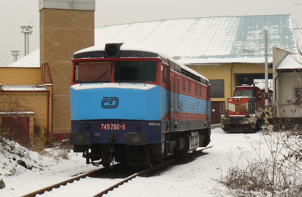 749 260-6
