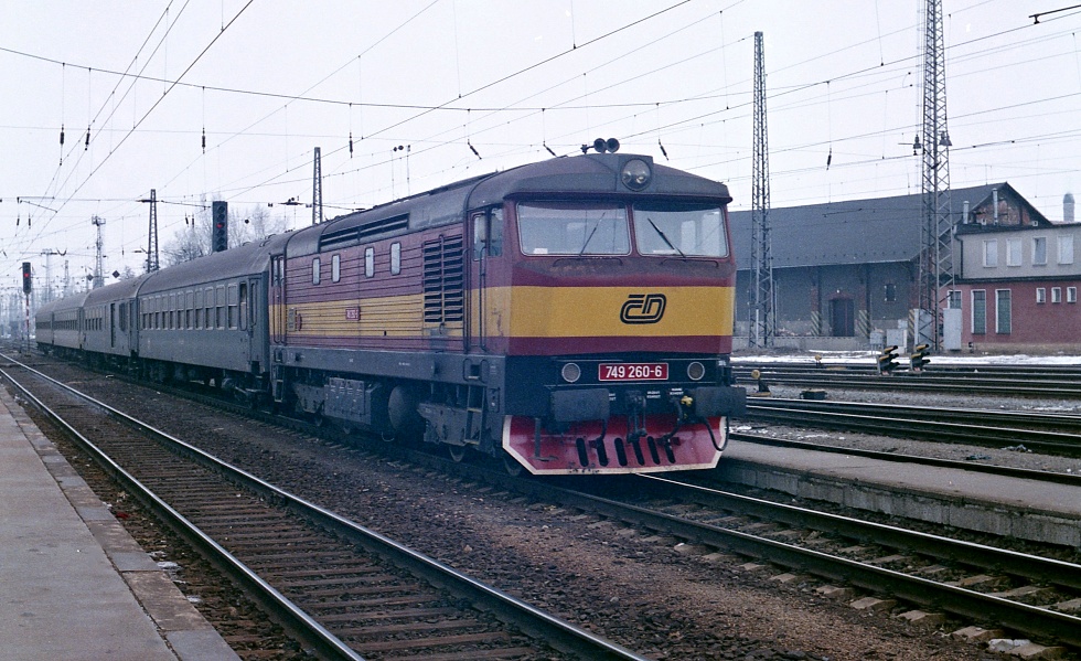 749 260-6