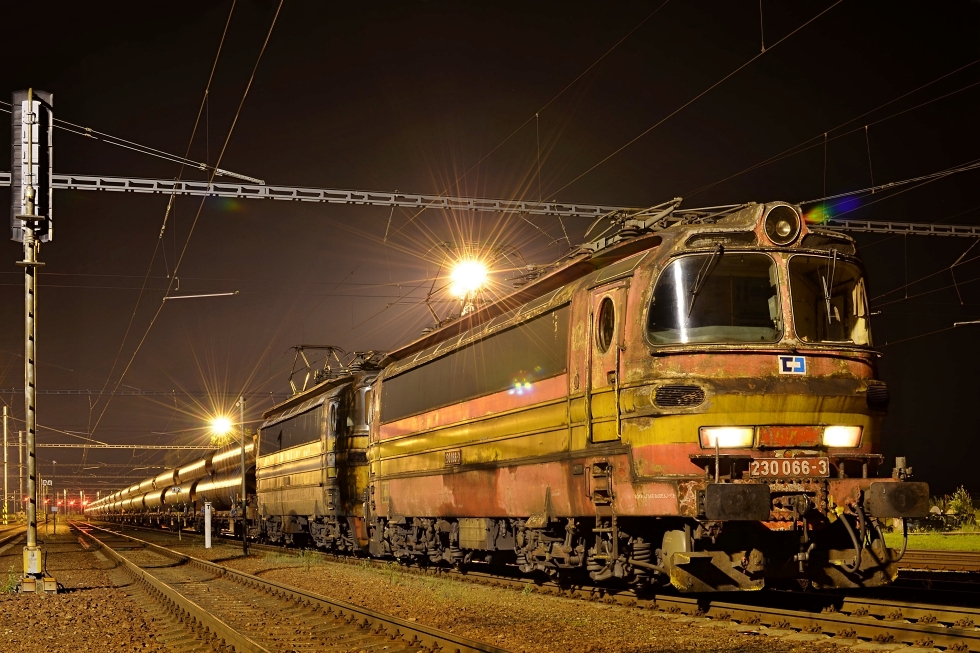 230 066-3