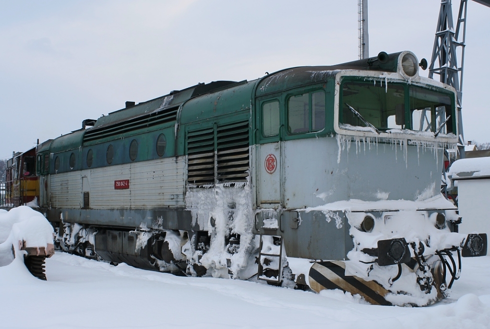 750 042-4