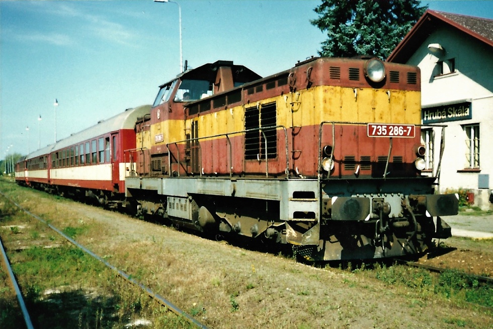 735 286-7