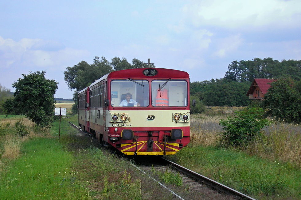 809 140-7