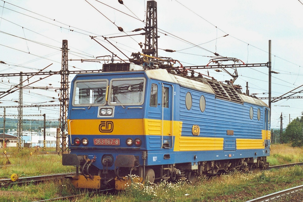 363 087-8