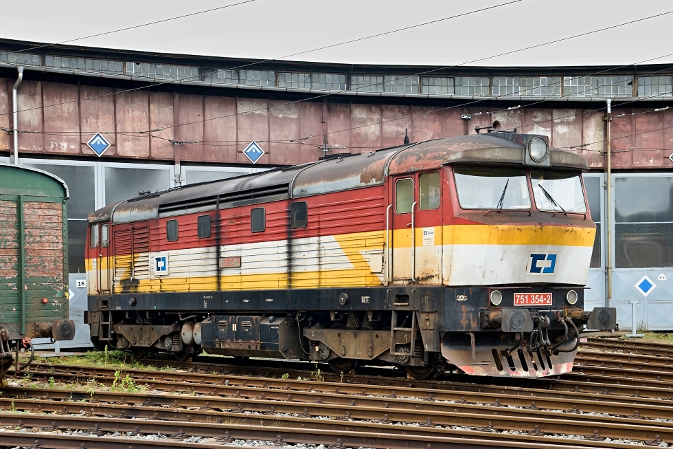 751 354-2