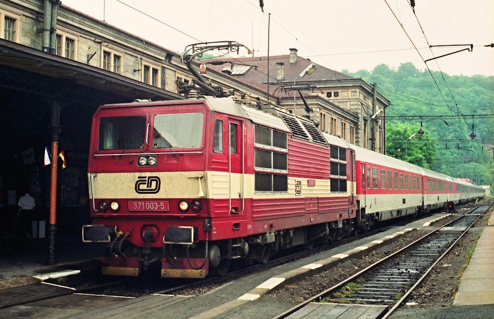 371 003-5